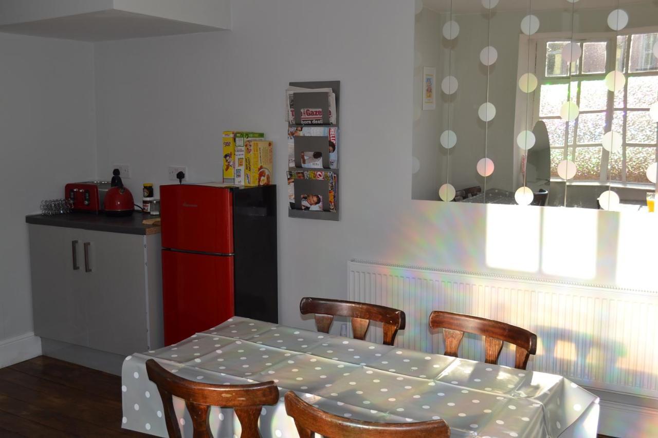 Bed & Breakfast Shawries 2*